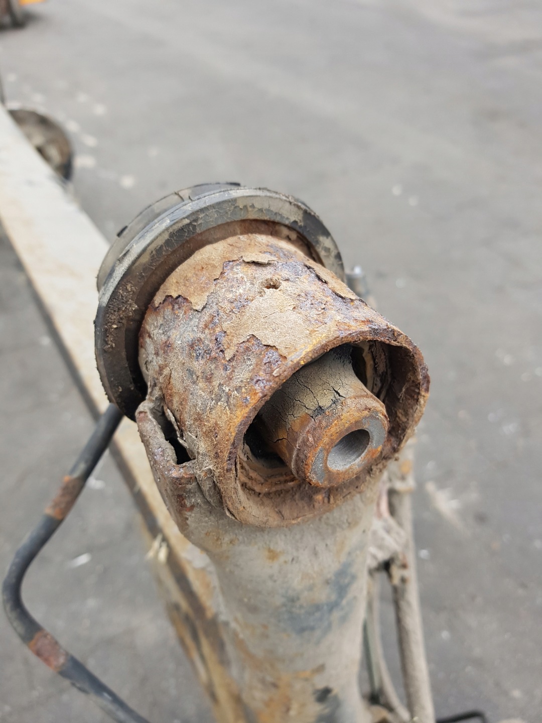 sider axis rear springing SUZUKI SWIFT 4
