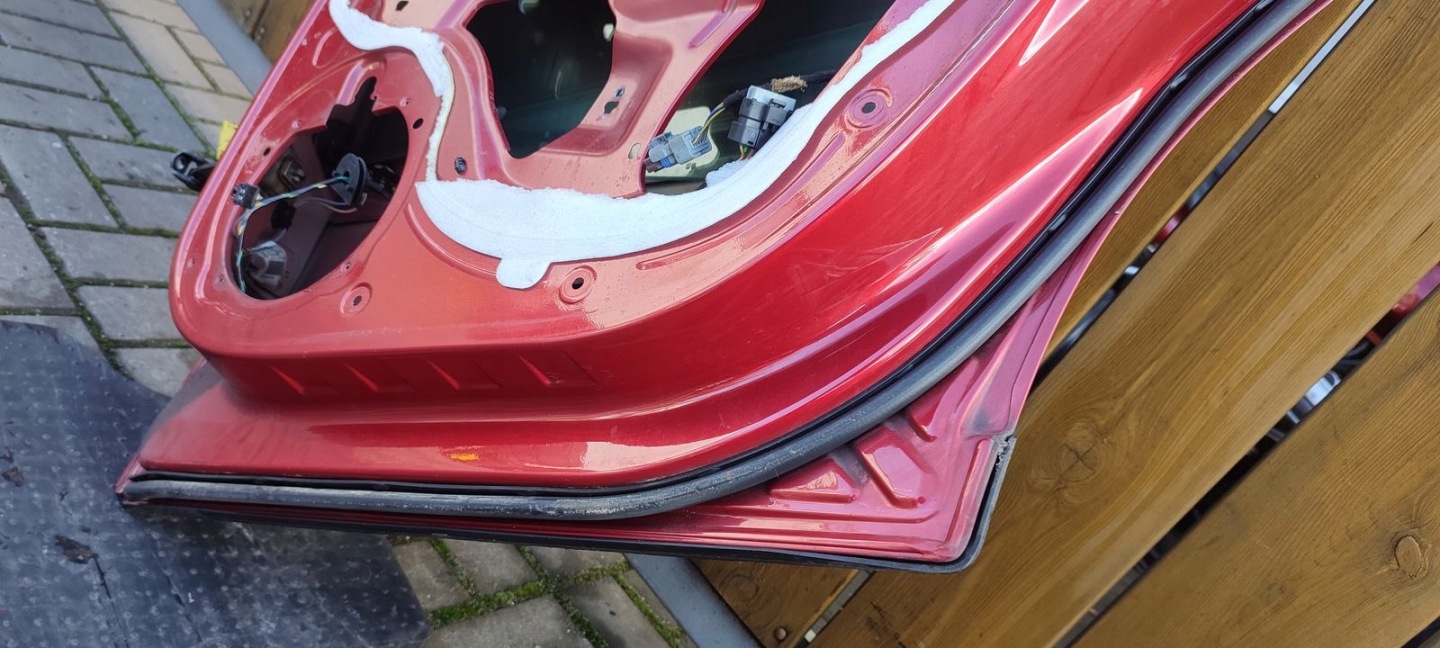 door rear part rear. right Citroen C4 and EKQD 5D