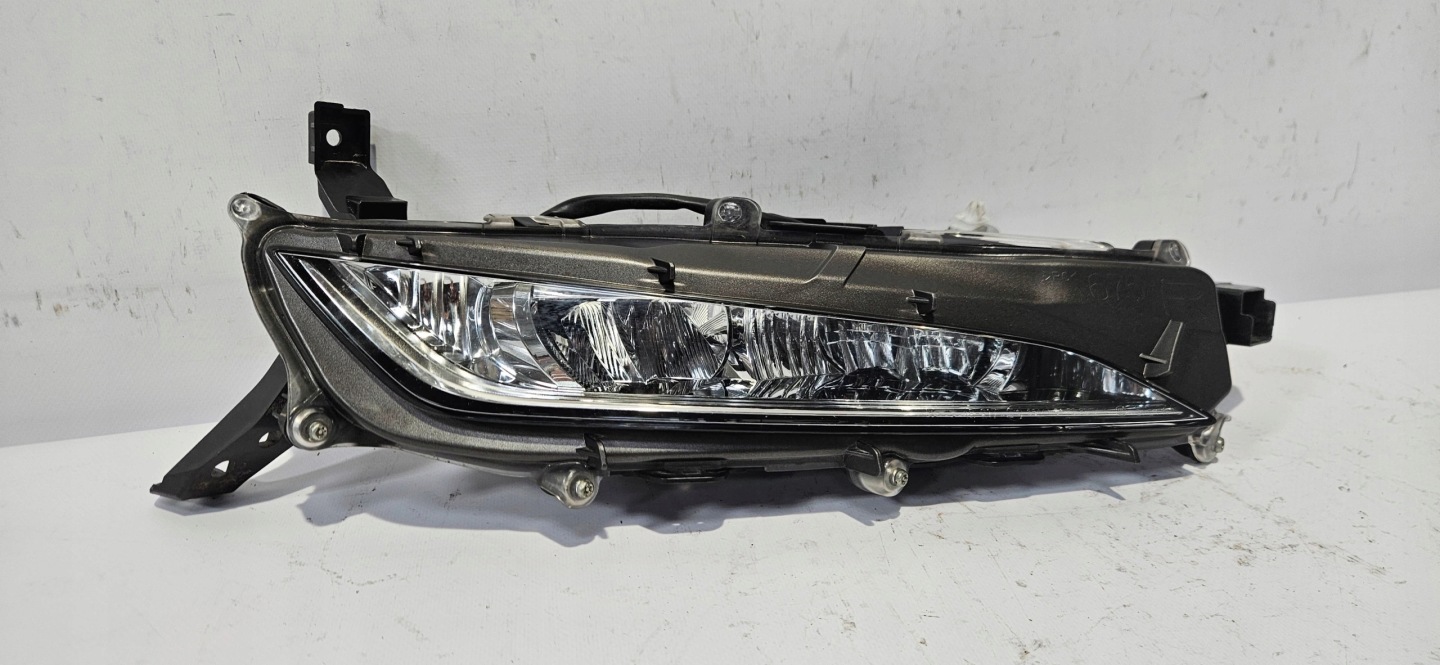 fog light right front LEXUS RX IV LIFT 19- LED