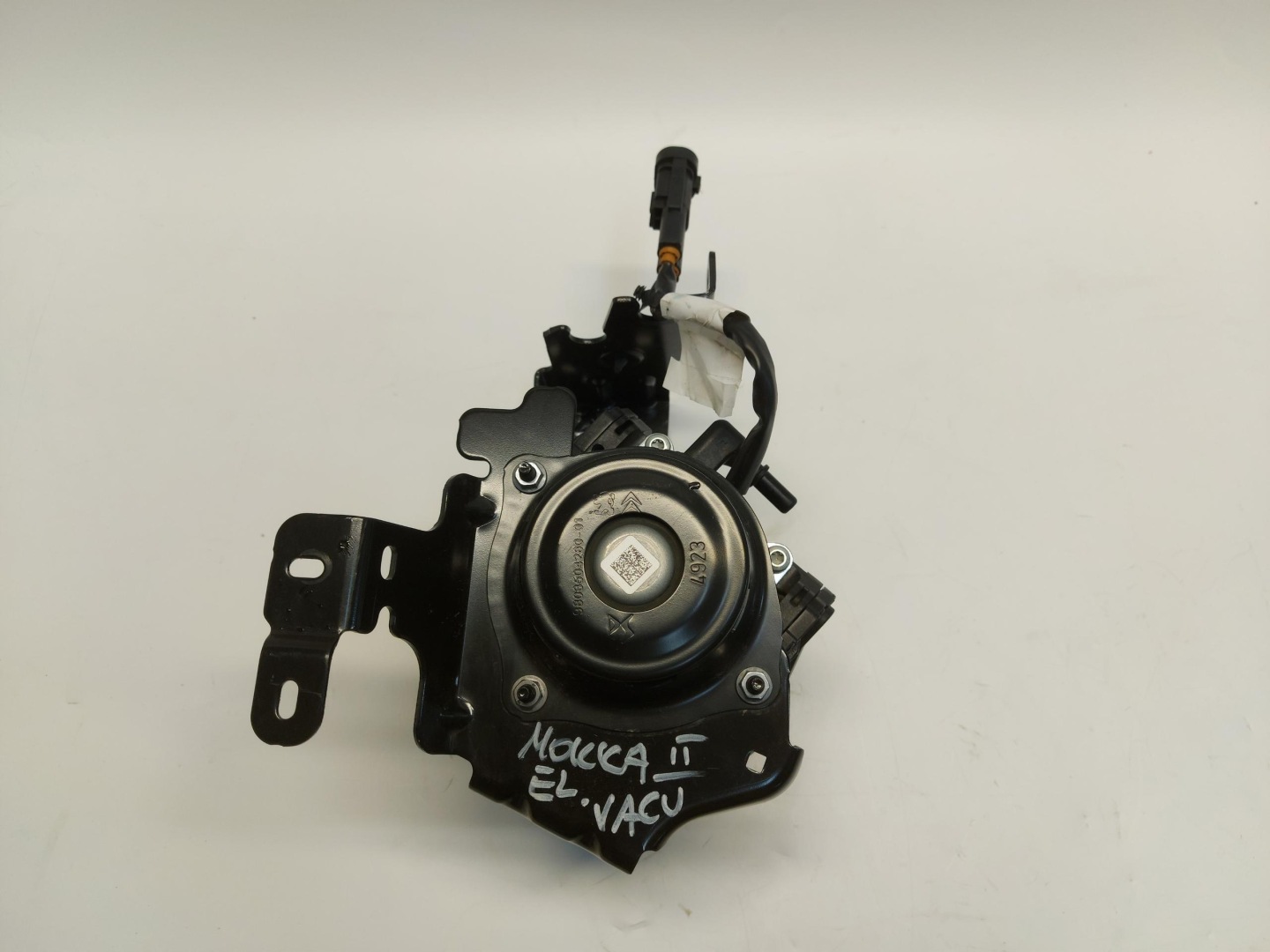 Opel Mokka-E II B pump vacual Vacum 9803504280