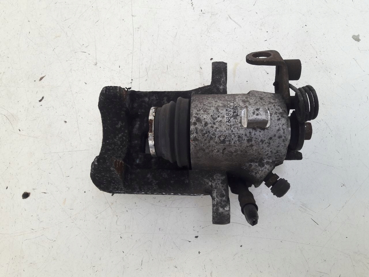 caliper rear part rear left Skoda Octavia 1,9 TDI
