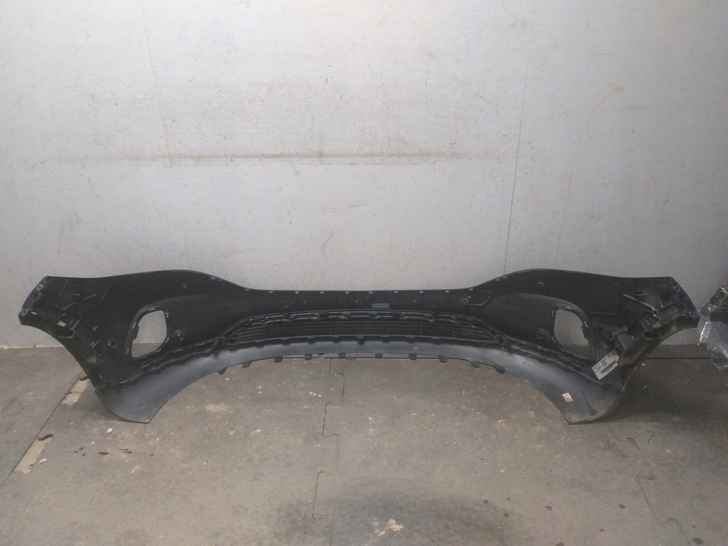 bumper front MERCEDES EQA EQB W243