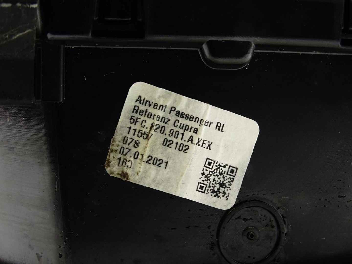 grid air conditioning devices left front left front CUPRA FORMENTOR 5FC820901A