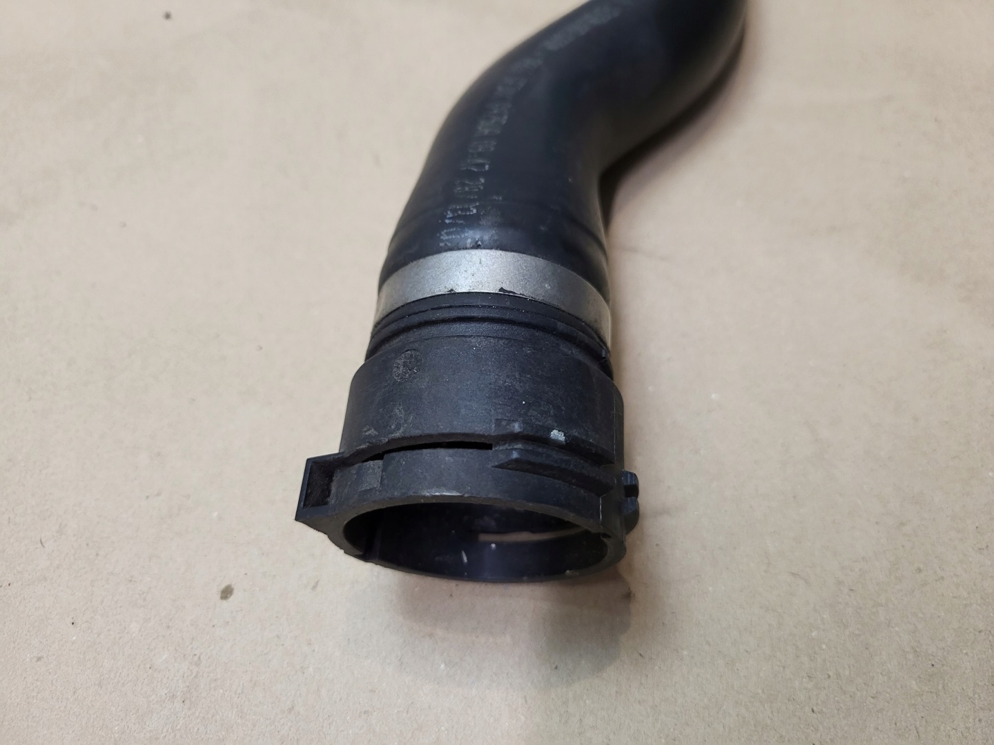 prijenos crijevo vode cijevčica BMW X5 E70 X6 E71 3.0D 7794153 OE EUROPA