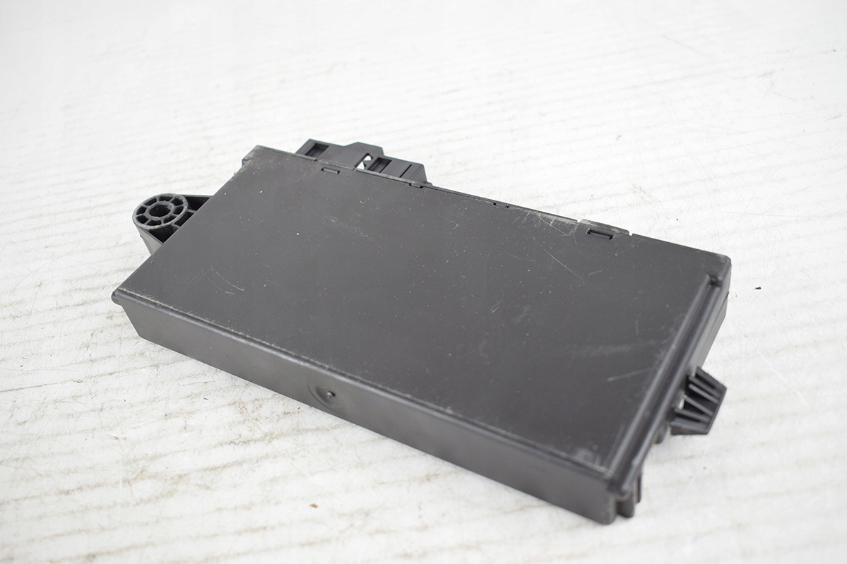 computer control unit of the engine running board BMW 7621178