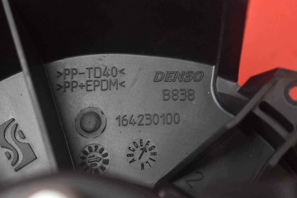 DMUCHAWA Lüfter des lüfters EU 13335075 OPEL CORSA E 14-20