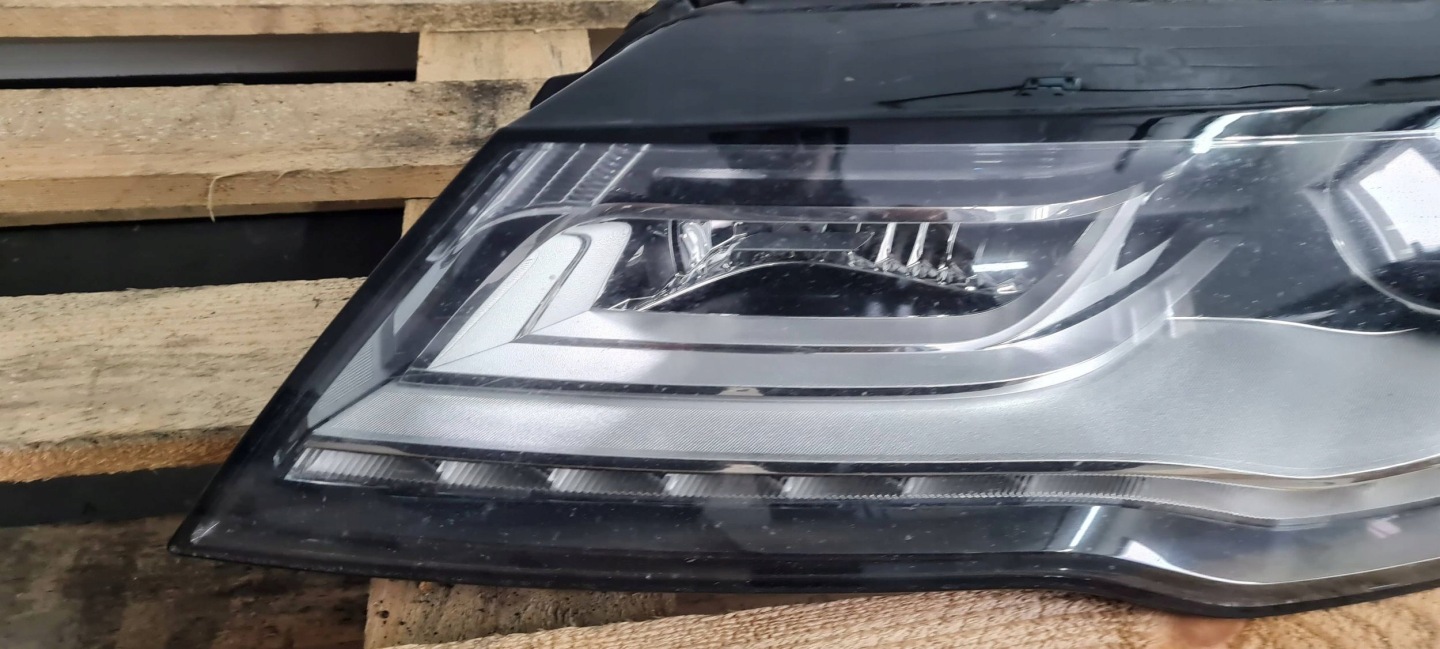 A7 4G S7 light XENON left left front ANGLIK 4G8941005D