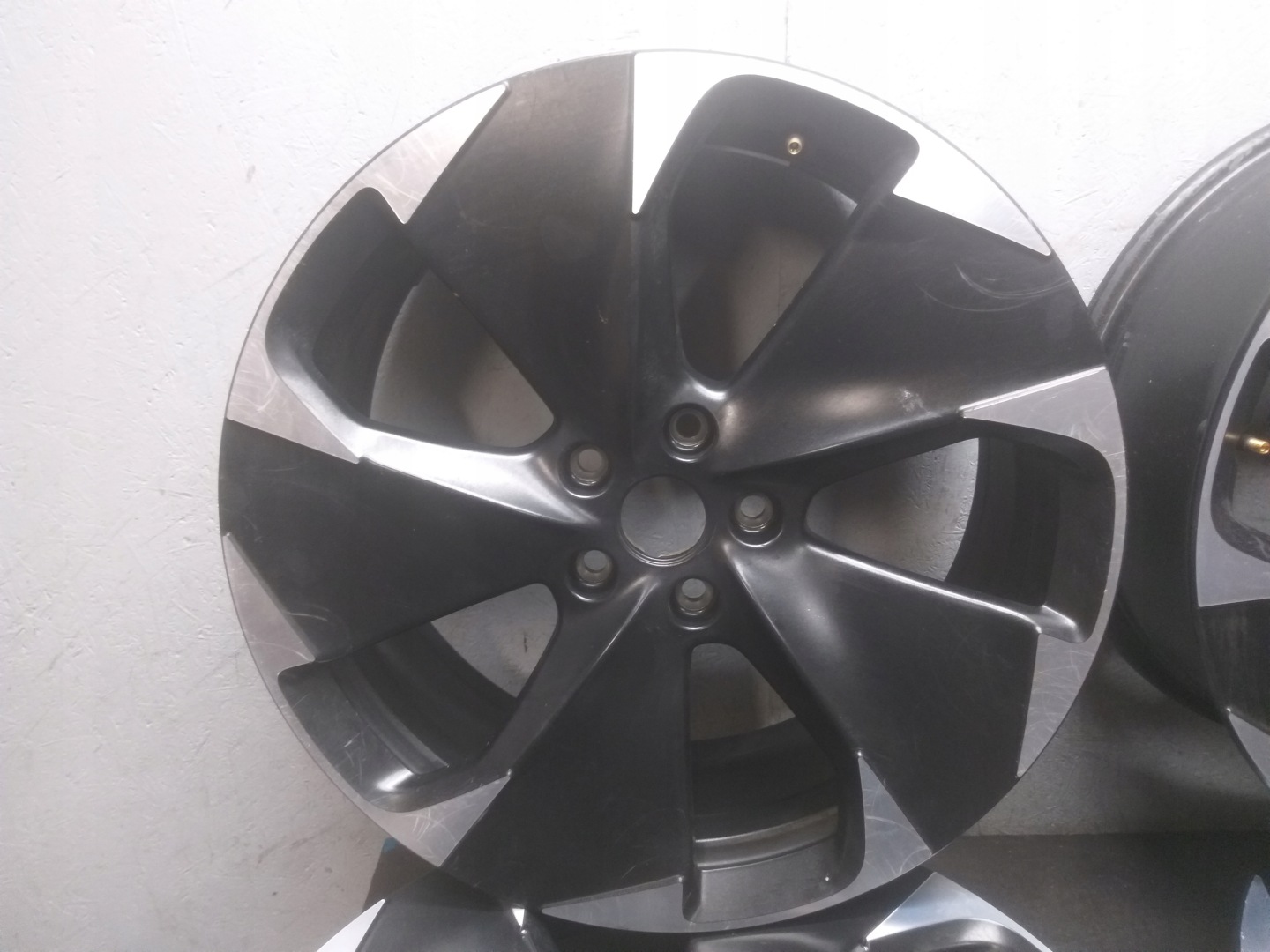 disc discs aluminium CUPRA BORN 7,5J 19" ET50 5X112 10E601025J