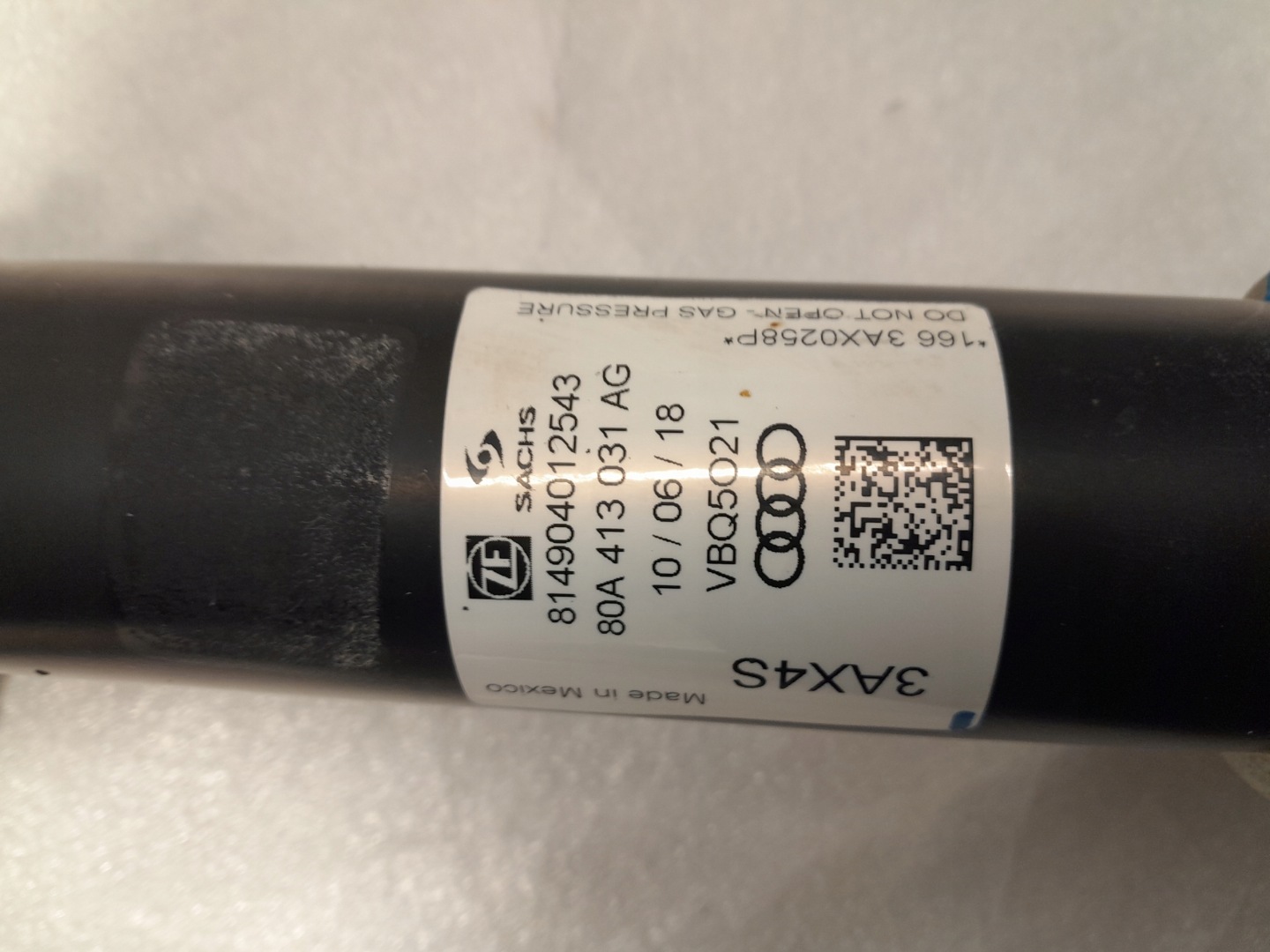 AUDI Q5 80A shock absorber left front 80A413031AG 4M0413037N