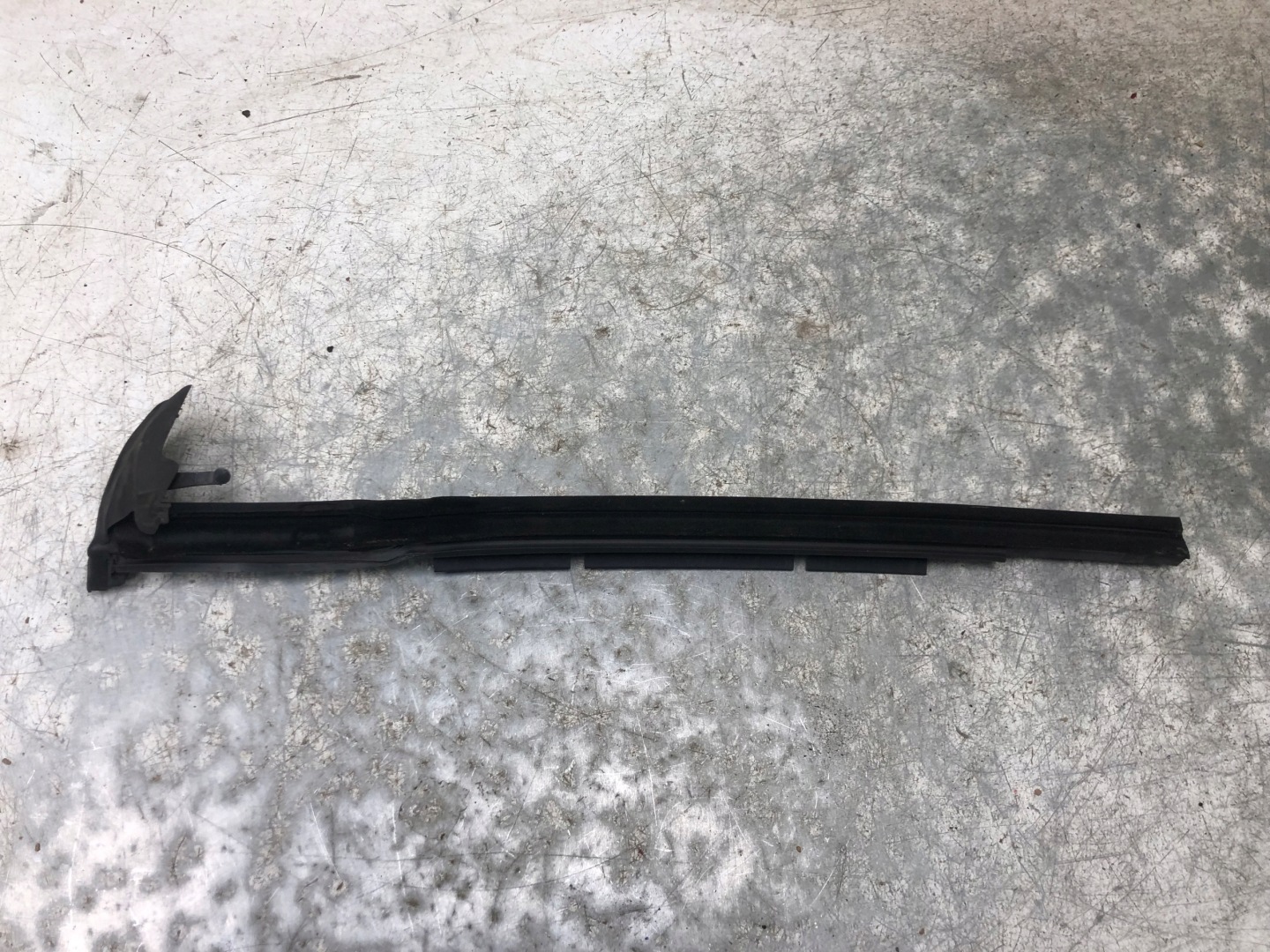 gasket windows right rear part AUDI A4 B6 CABRIO 8H0839480B