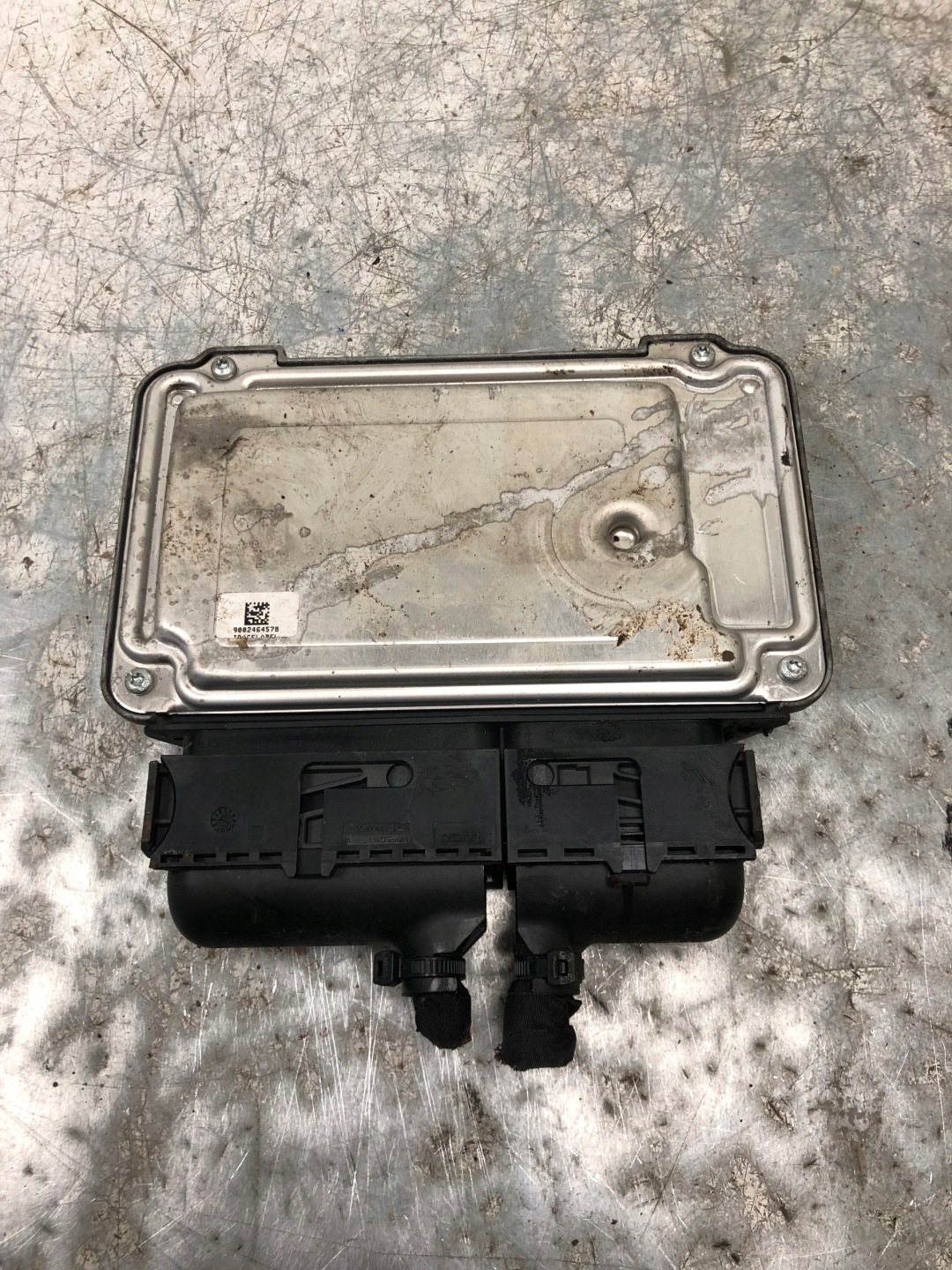 computer of the engine VW GOLF V 03C906022AT