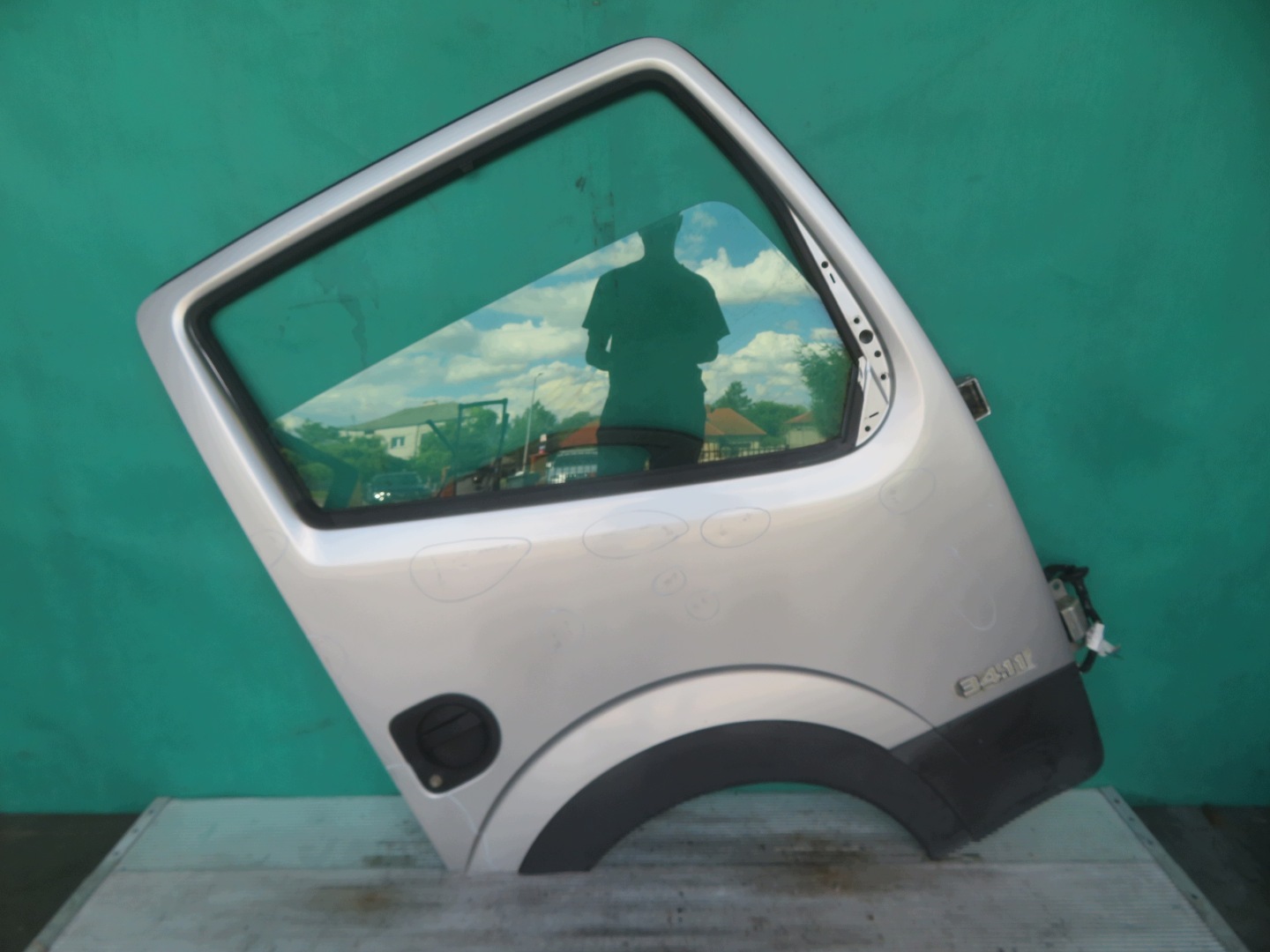door right front NISSAN CABSTAR 20R
