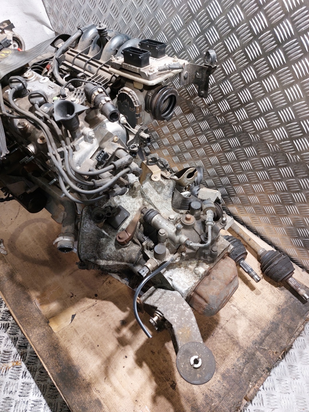 engine complete ZE gearbox FIAT BRAVA 1.2 18A5000
