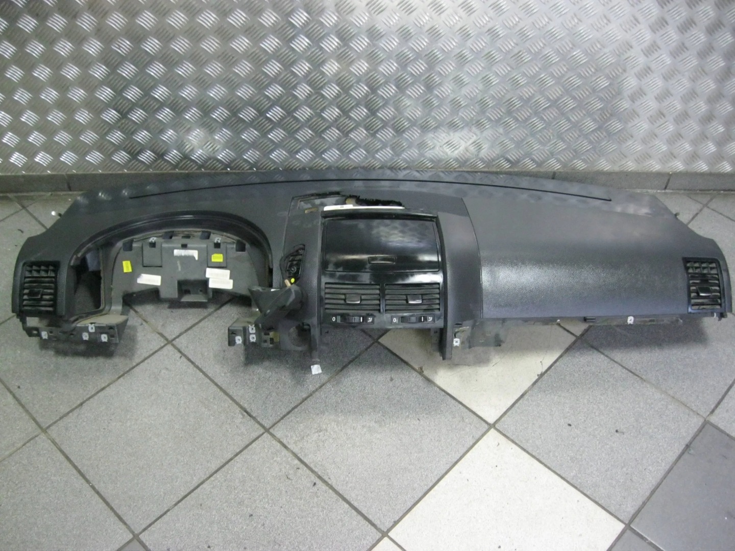 dashboard console airbag VW Volkswagen Touareg 7L