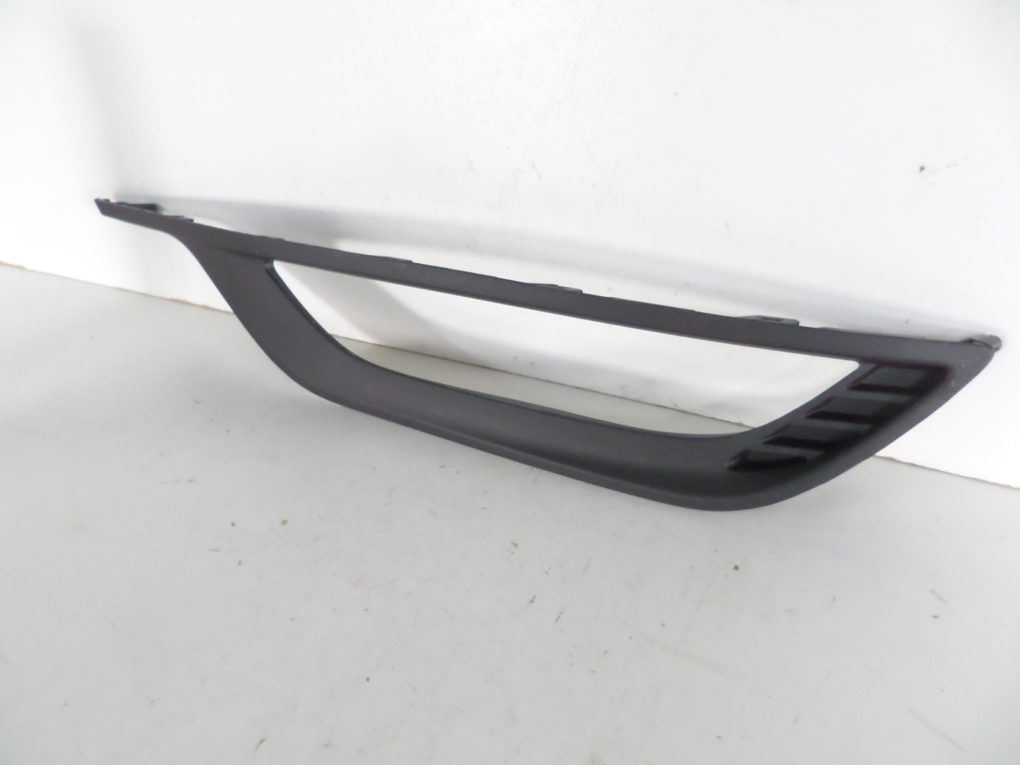grille frame rear part right HYUNDAI I30 III 17- FASTBAC