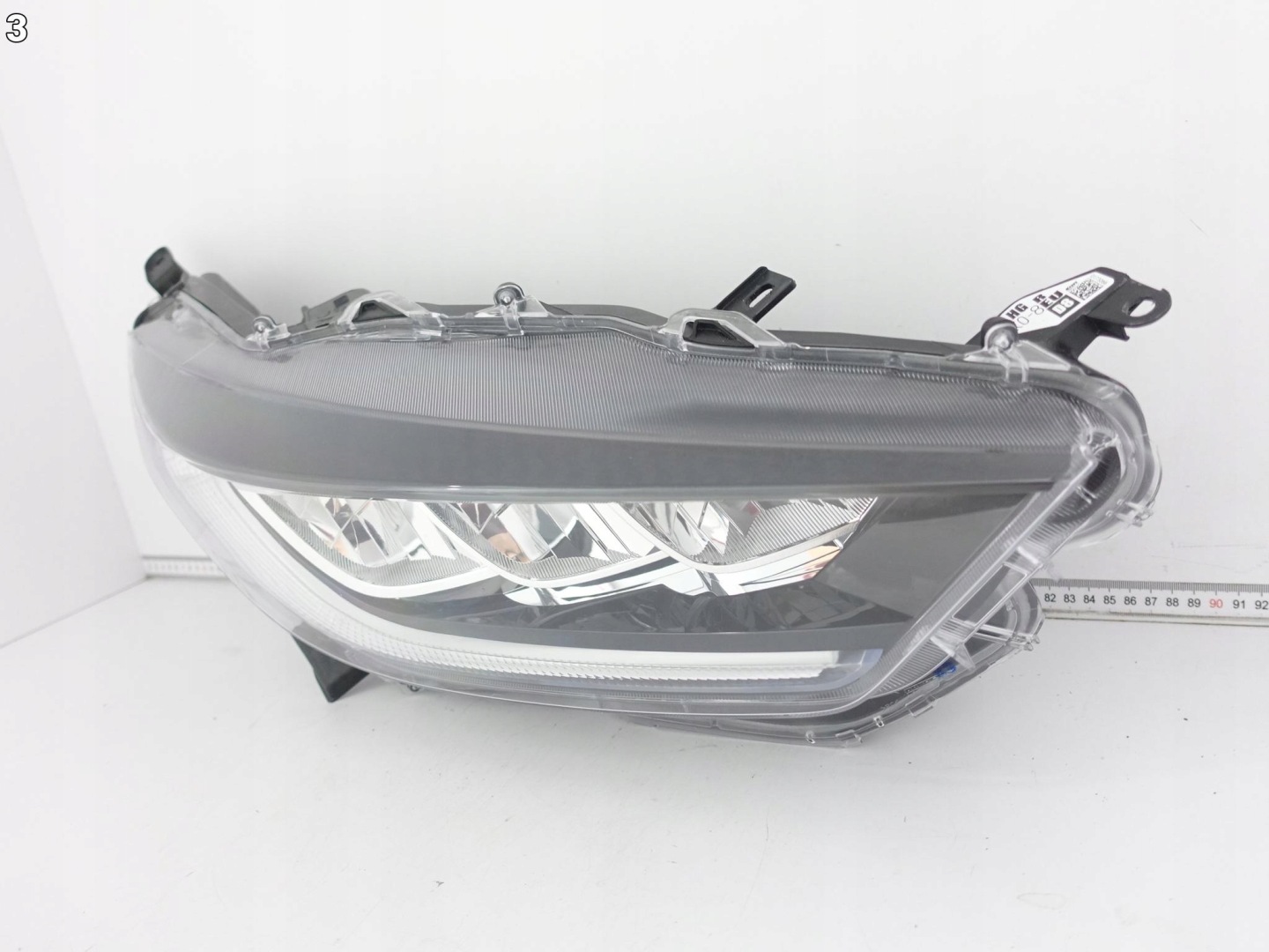 TOYOTA YARIS IV (4 GENERACJA) XP210 GR 20- light FULL LED right front EU