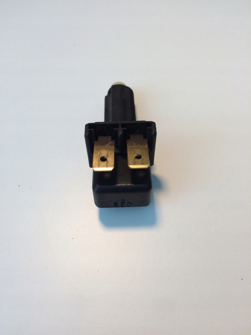 interruttore luci STOP FORD 82GB13480AA FORD