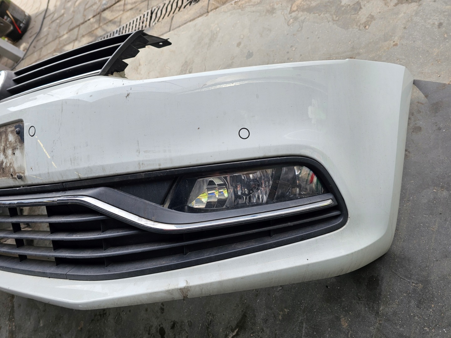 bumper front front VW POLO V 6R LC9A complete 4XPDC