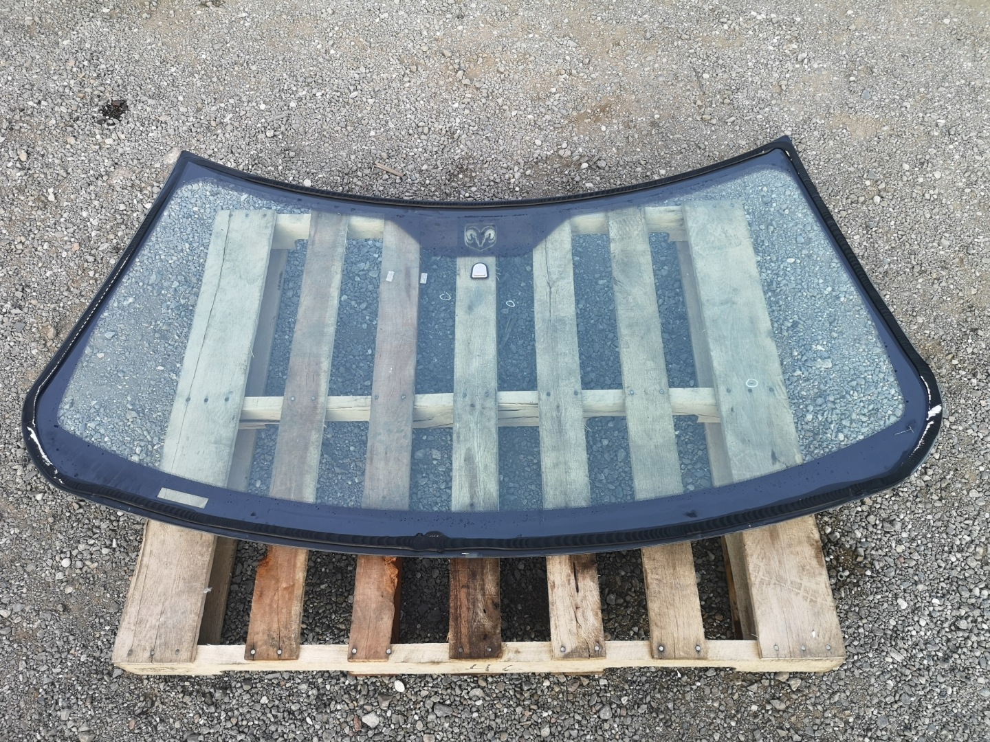 Vitre pare brise Dodge RAM 2009-2018 Original