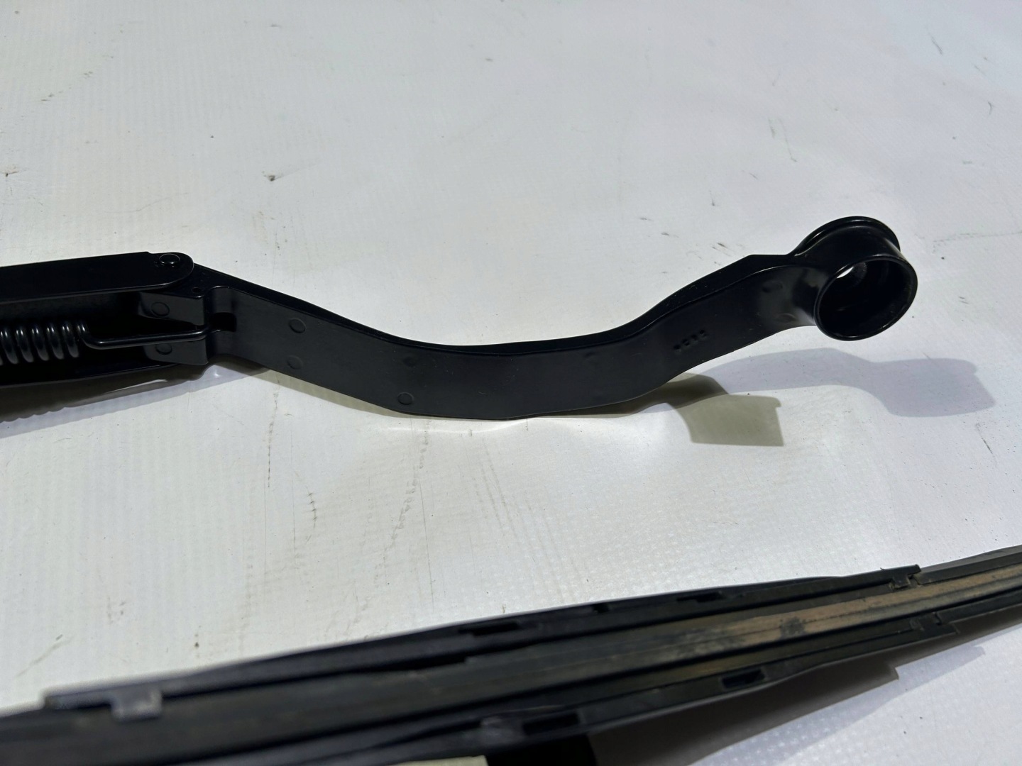 wiper arm komplet Maserati GranTurismo 2008