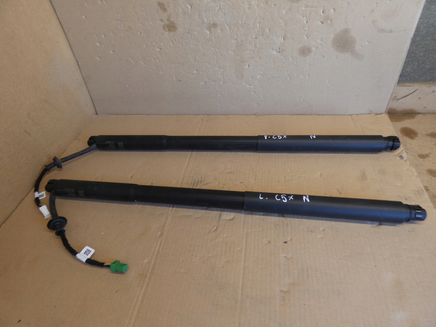 damper bonnet CITROEN C5X C5 X 9857142480 9857142380