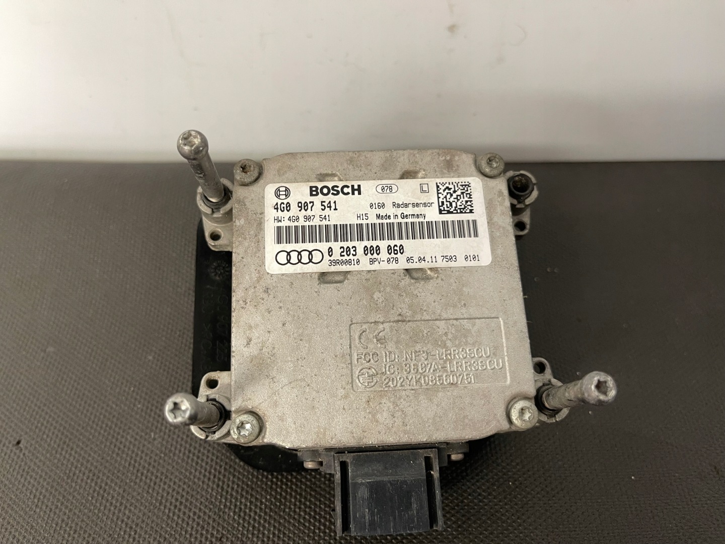 RADAR DISTRONIC left AUDI A6 C7 A7 RS7 S7 4G 4G0907541 0203000060