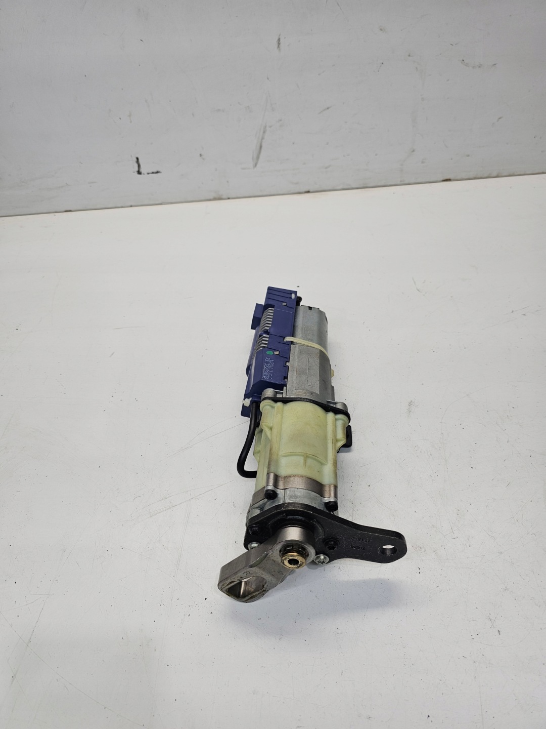 damper electrical bonnet right rear part AUDI A4 B8 AVANT 8K9827852C