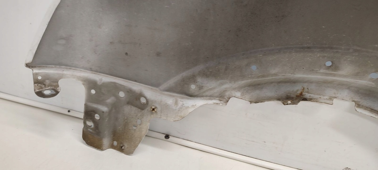 fender right front front Ford Transit Connect MK1 AA