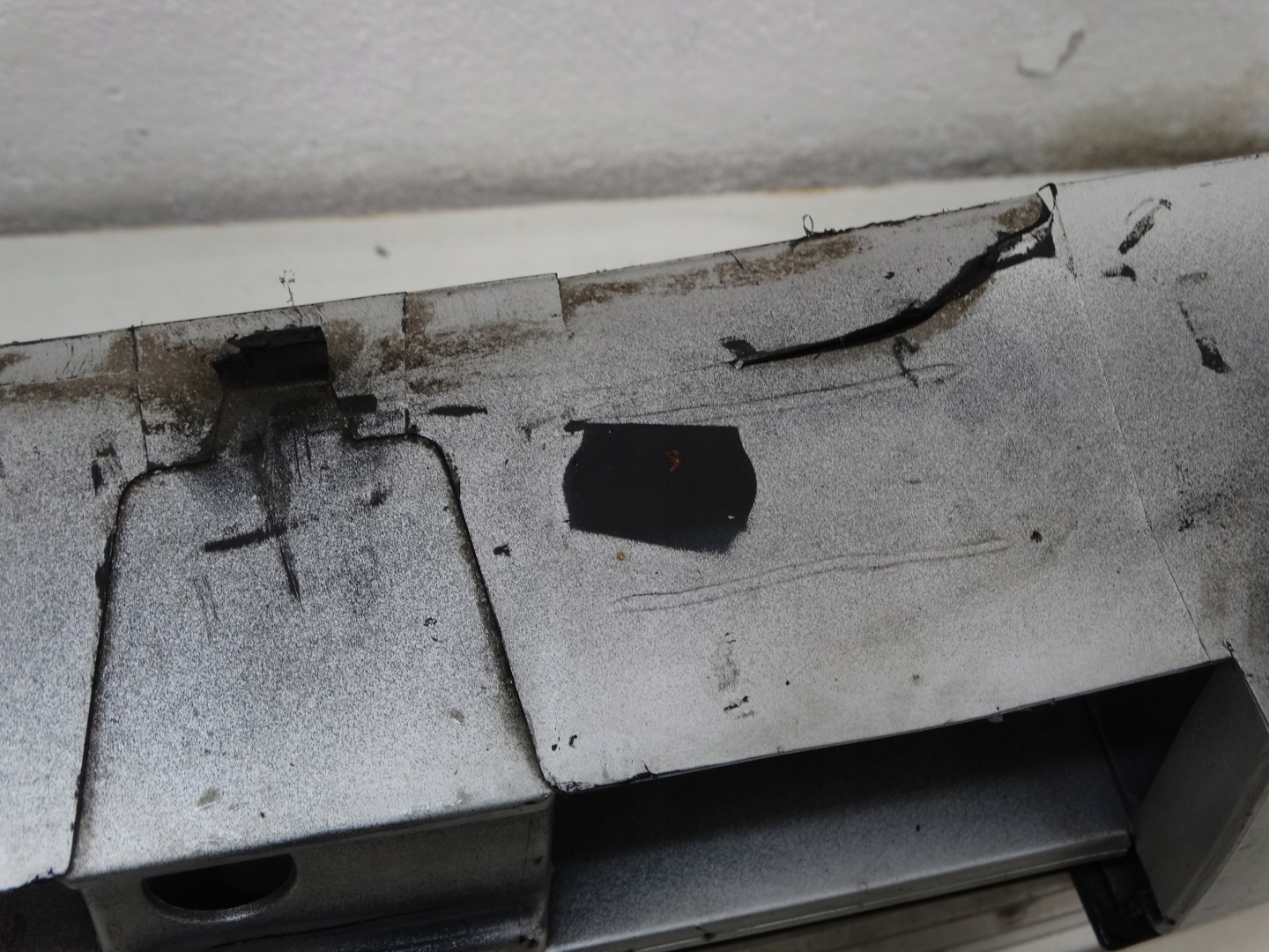 grid of a bumper central front RENAULT SCENIC III 622540016R