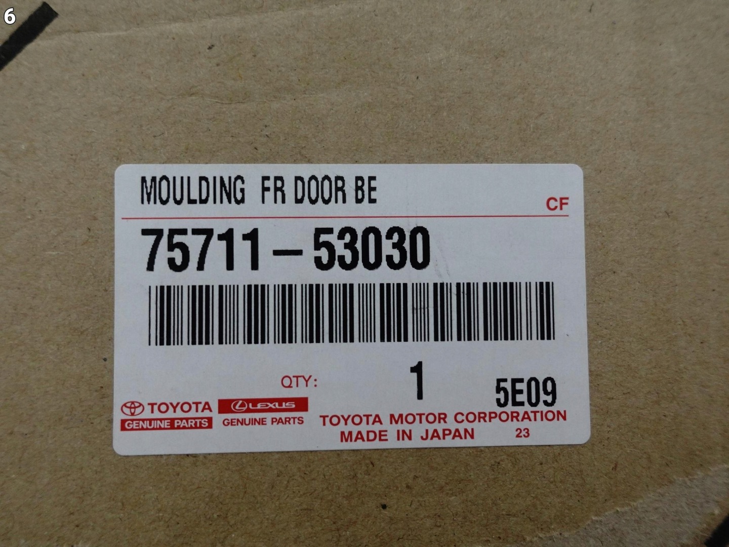 LEXUS IS II EX20 250C COUPE CABRIO 09- moulding dust windows front right