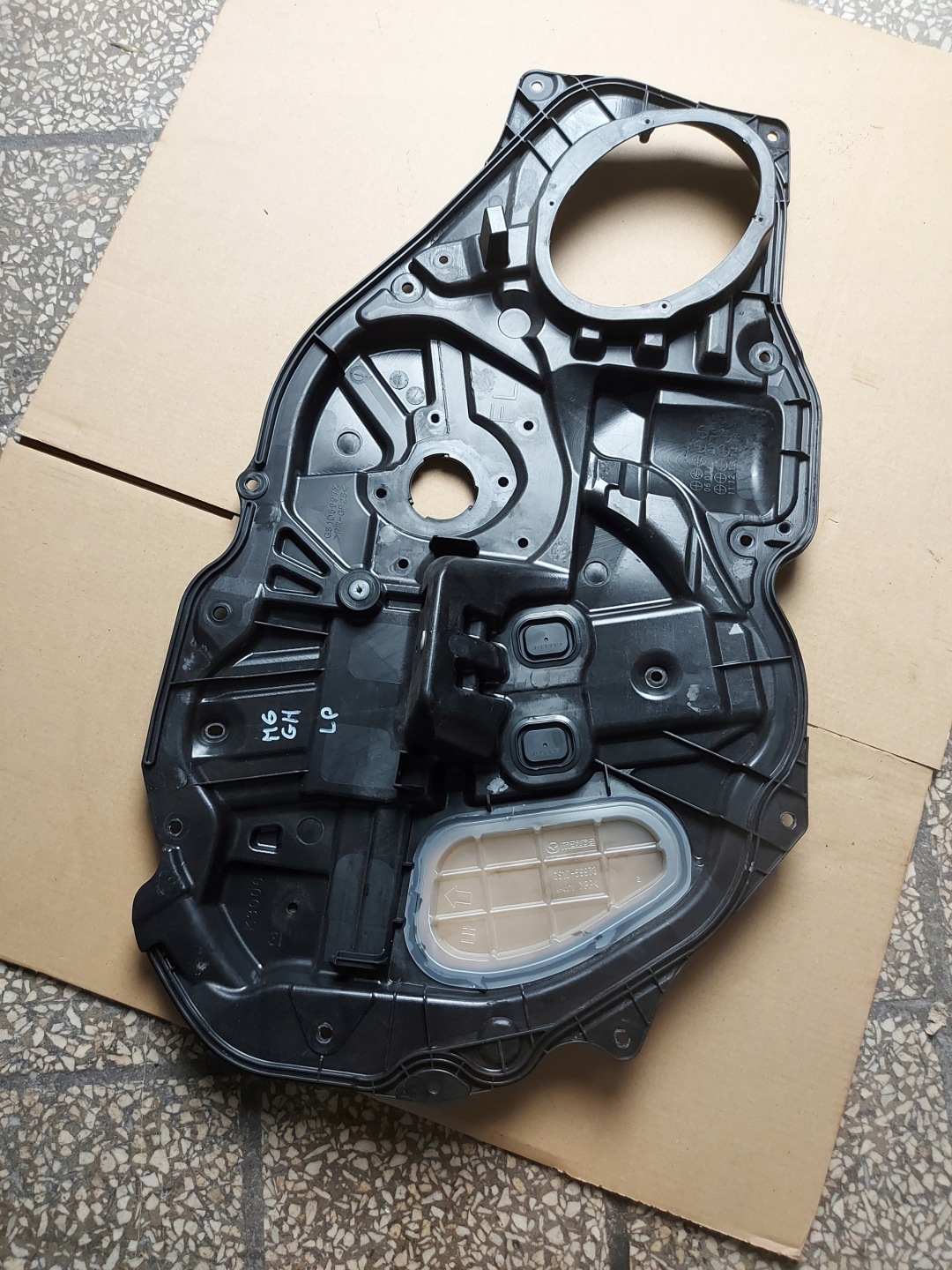window regulator cover Z door left front mechanism MAZDA 6 GH OE