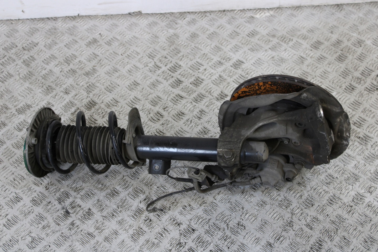 swing McPherson left front shock absorber BMW 1 F20 F21