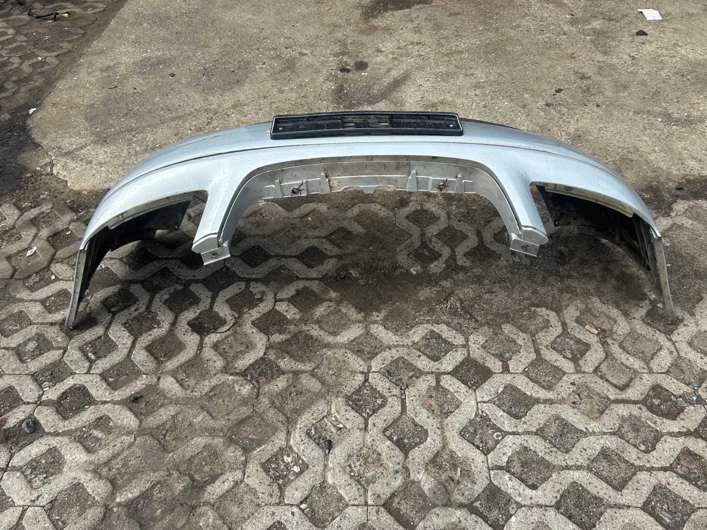 VOLKSWAGEN TOURAN and bumper front front complete LA7W
