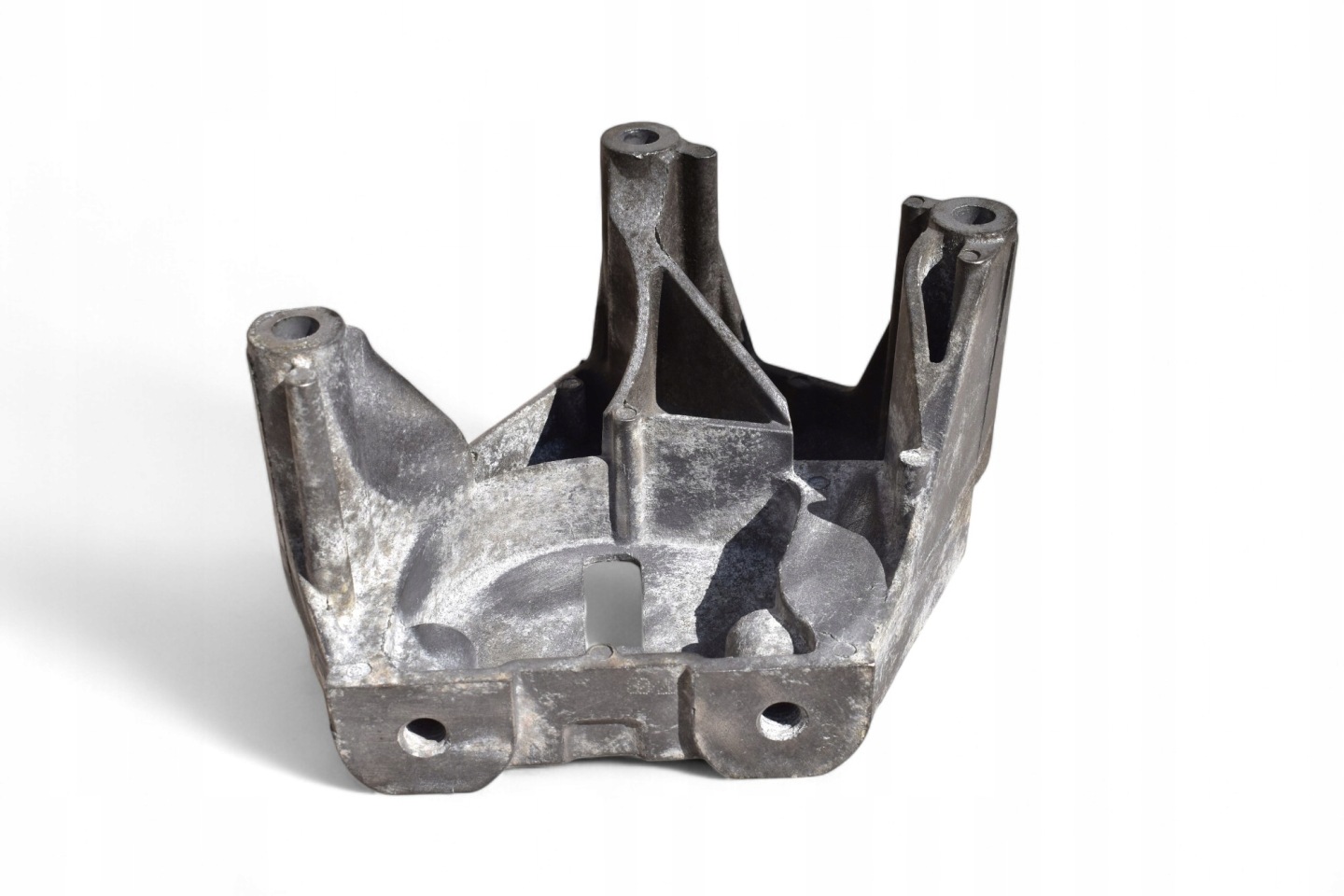 Support Support plaque Moteur OPEL CORSA D 1.4 16V 13130720