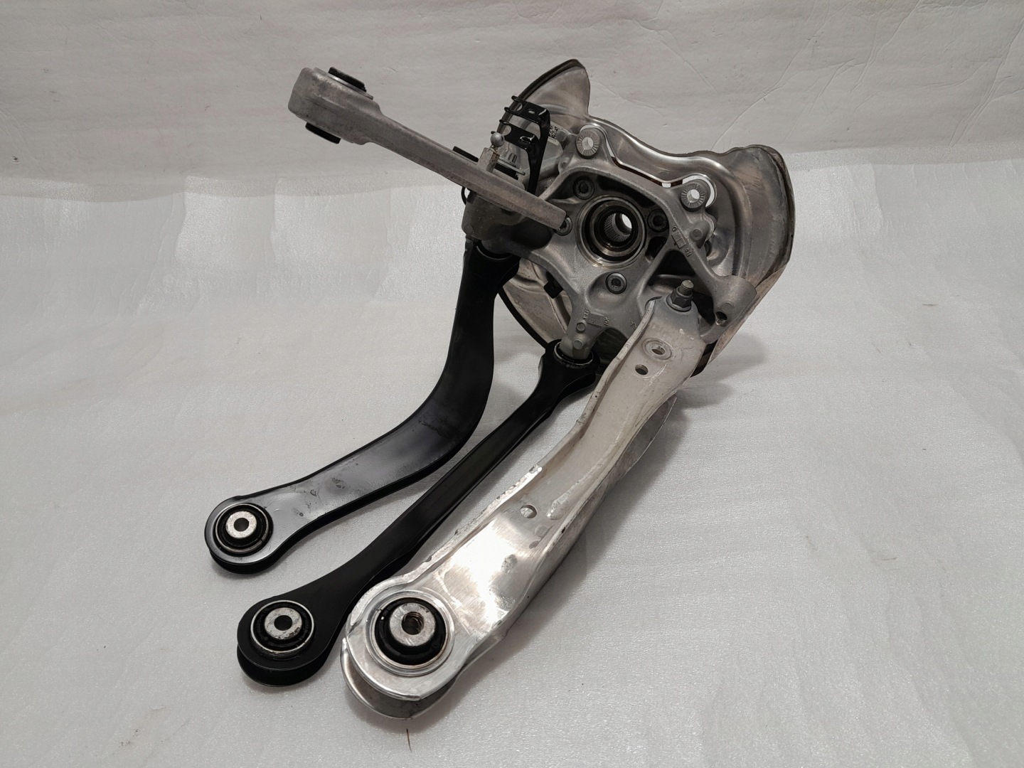 AUDI A4 B9 LIFT swing left rear part QUATTRO 8W0505435AA complete