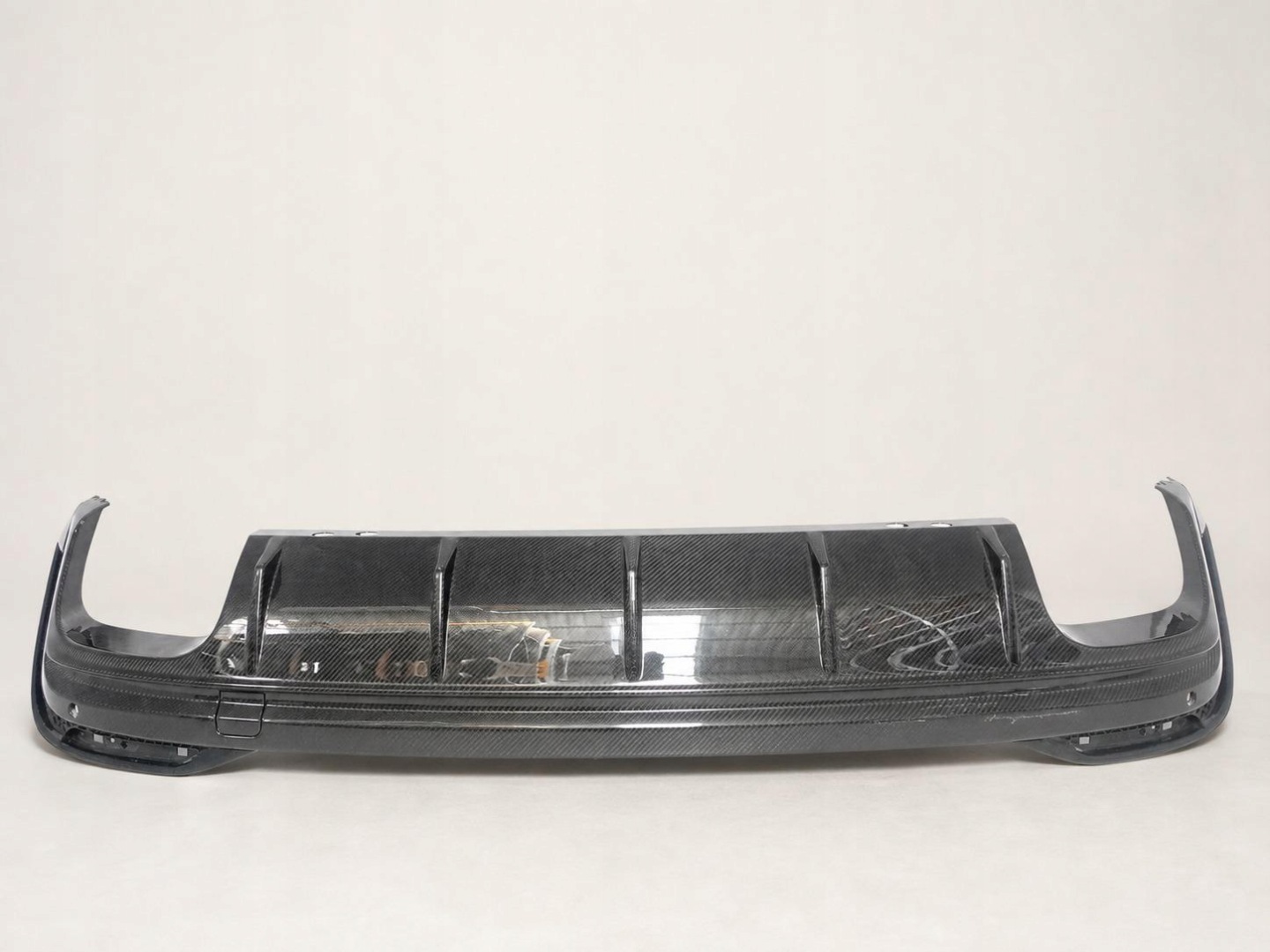 MASERATI GRECALE TROFEO M182 22- SPOILER diffuser CARBON W bumper rear part original