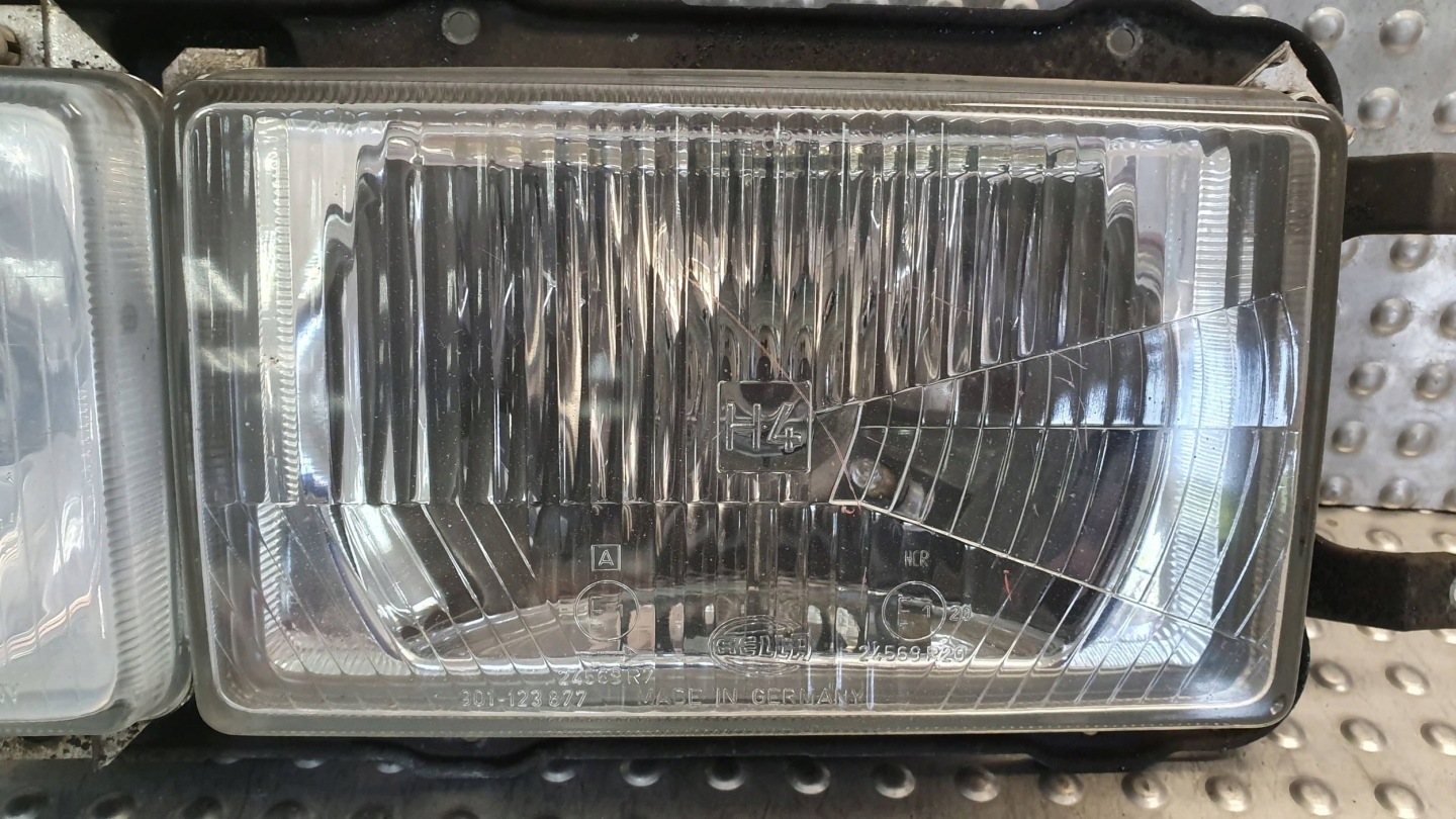 light front left VW SCIROCCO II 533941059C 81