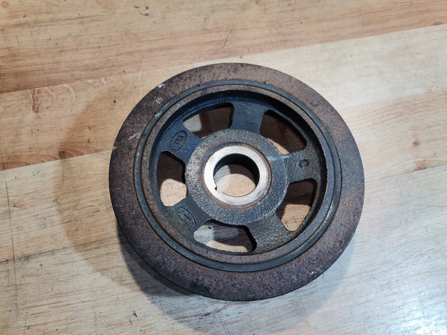 pulley KIA HYUNDAI 1.6 CRDI D4FB