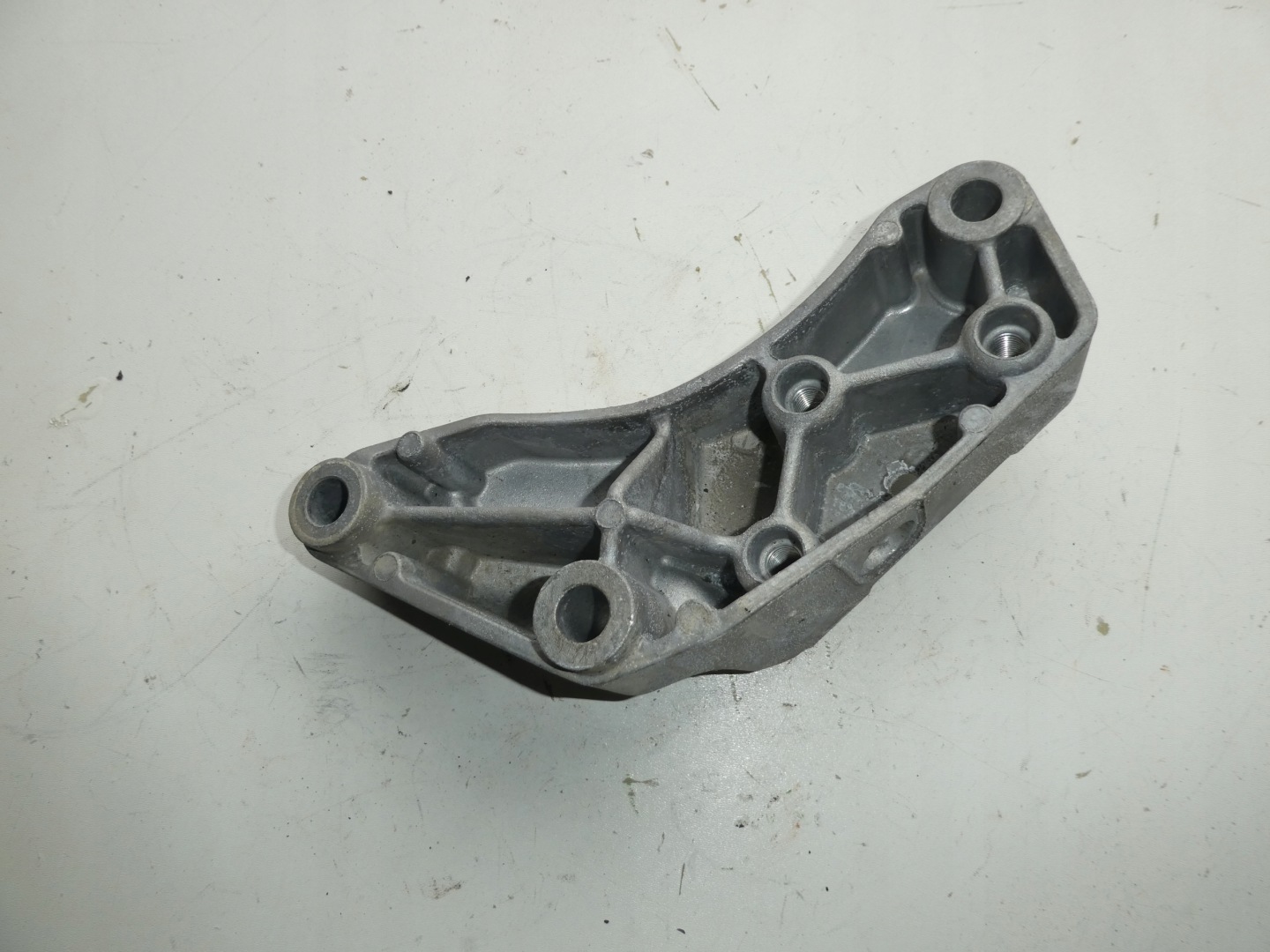 support gearboxes 5N0199117A VW SEAT SKODA