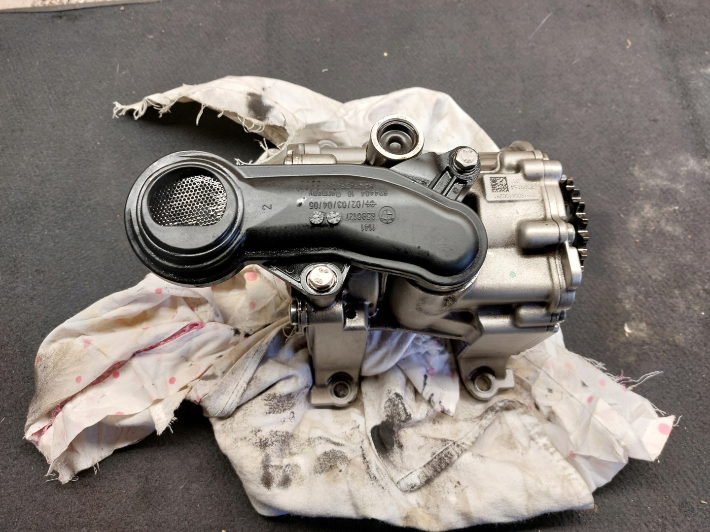 Ölpumpe BMW G11 3.0 D B57D30B 21r 8599154