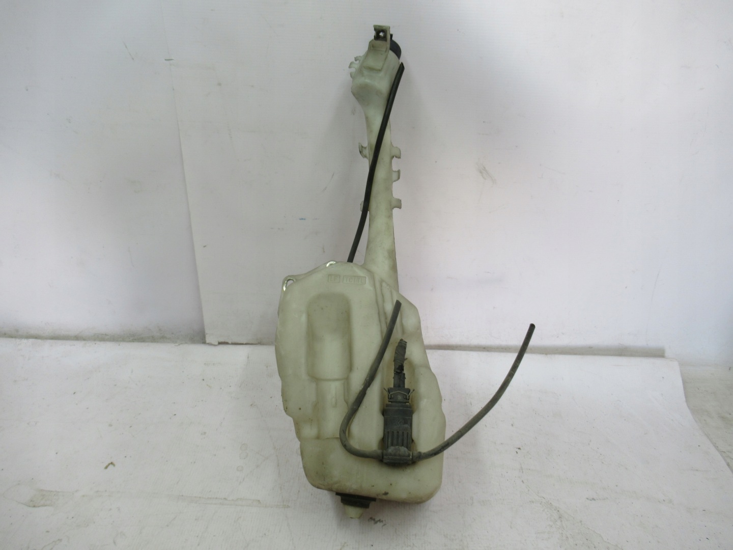 washer fluid tank ALFA ROMEO 159