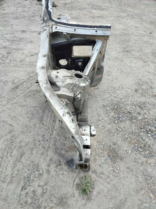 quarter front right quarter BMW X5 F15 2015 Mineralsilber (A14)