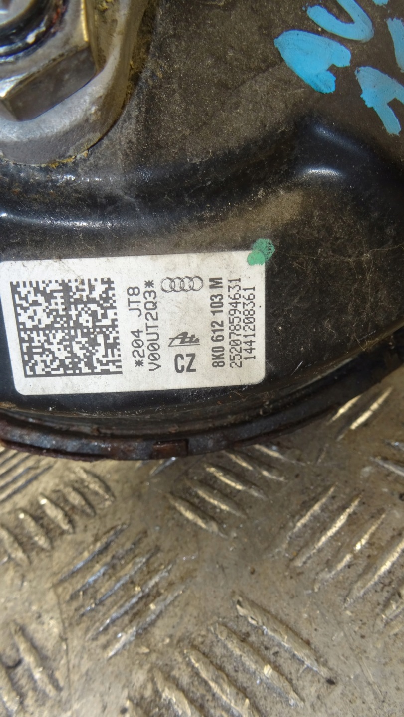 AUDI A4 B8 A5 8T servo brake pump 8K0612103M