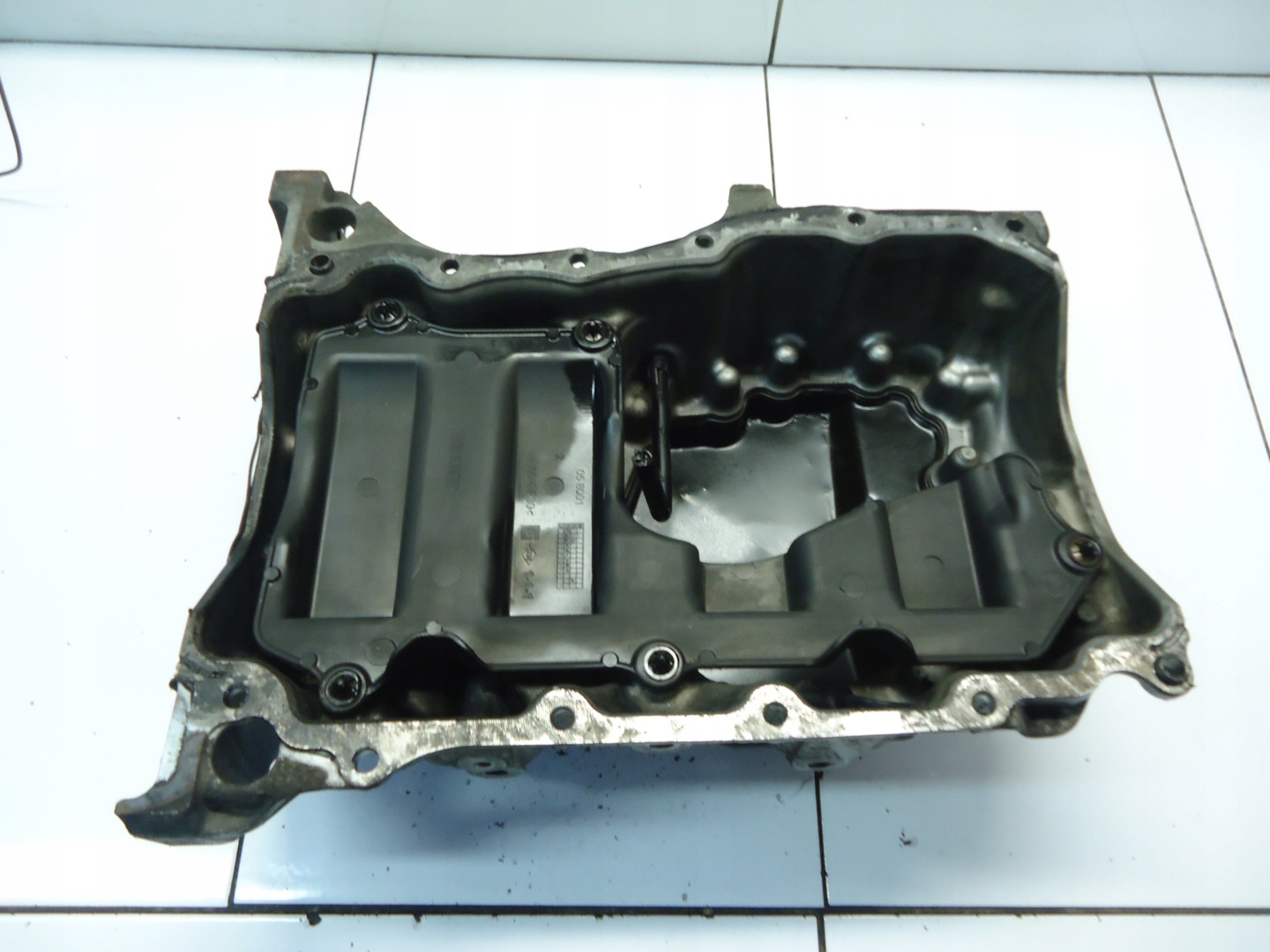 RENAULT 1.6 DCI ölwanne 111237780R