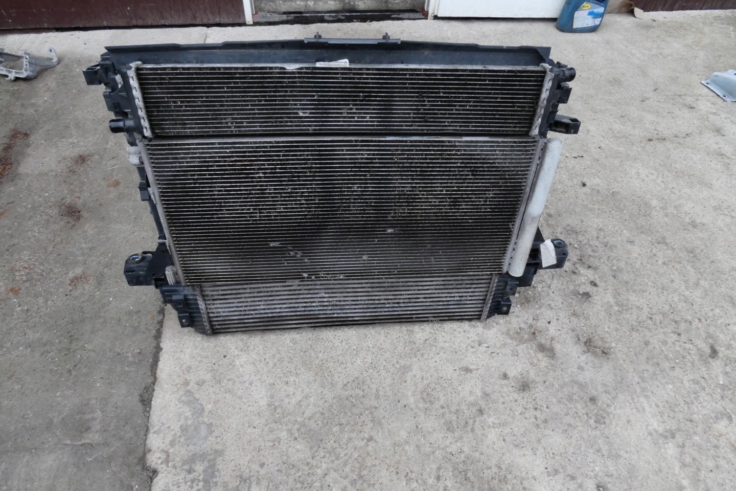 chladiče KOMPLET chladiče ventilátor MASTER III MOVANO B 2.3 DCI 2010-2019