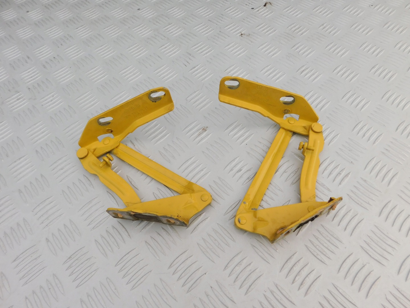 Mercedes Sprinter 906 VW Crafter hinge bonnet hinges komplet 2 szt L R