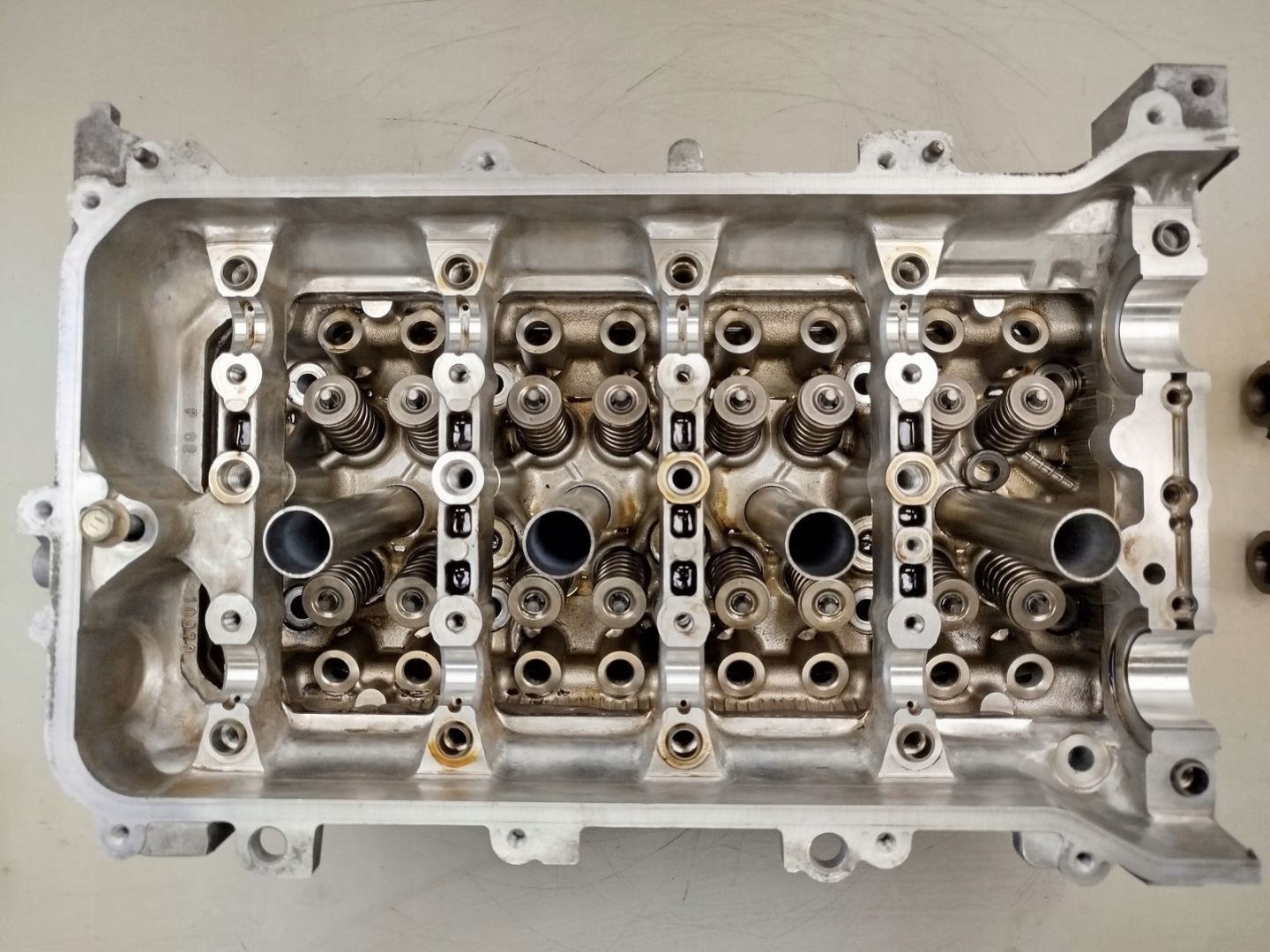 TESTATA Motore Toyota 1.8 16V 2ZR 2