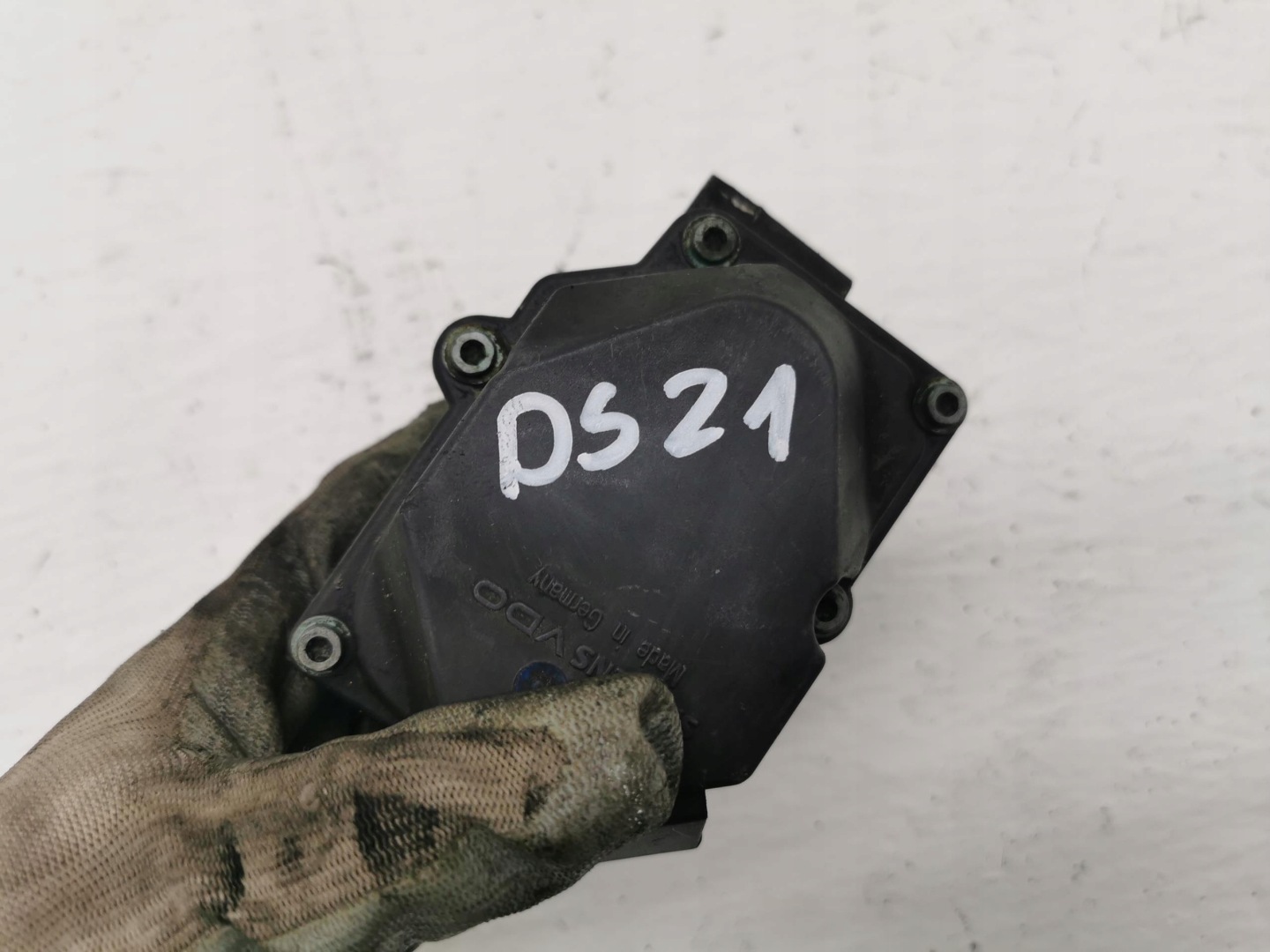 throttle flap VW CRAFTER 2.5 TDI 06-11 076128063A