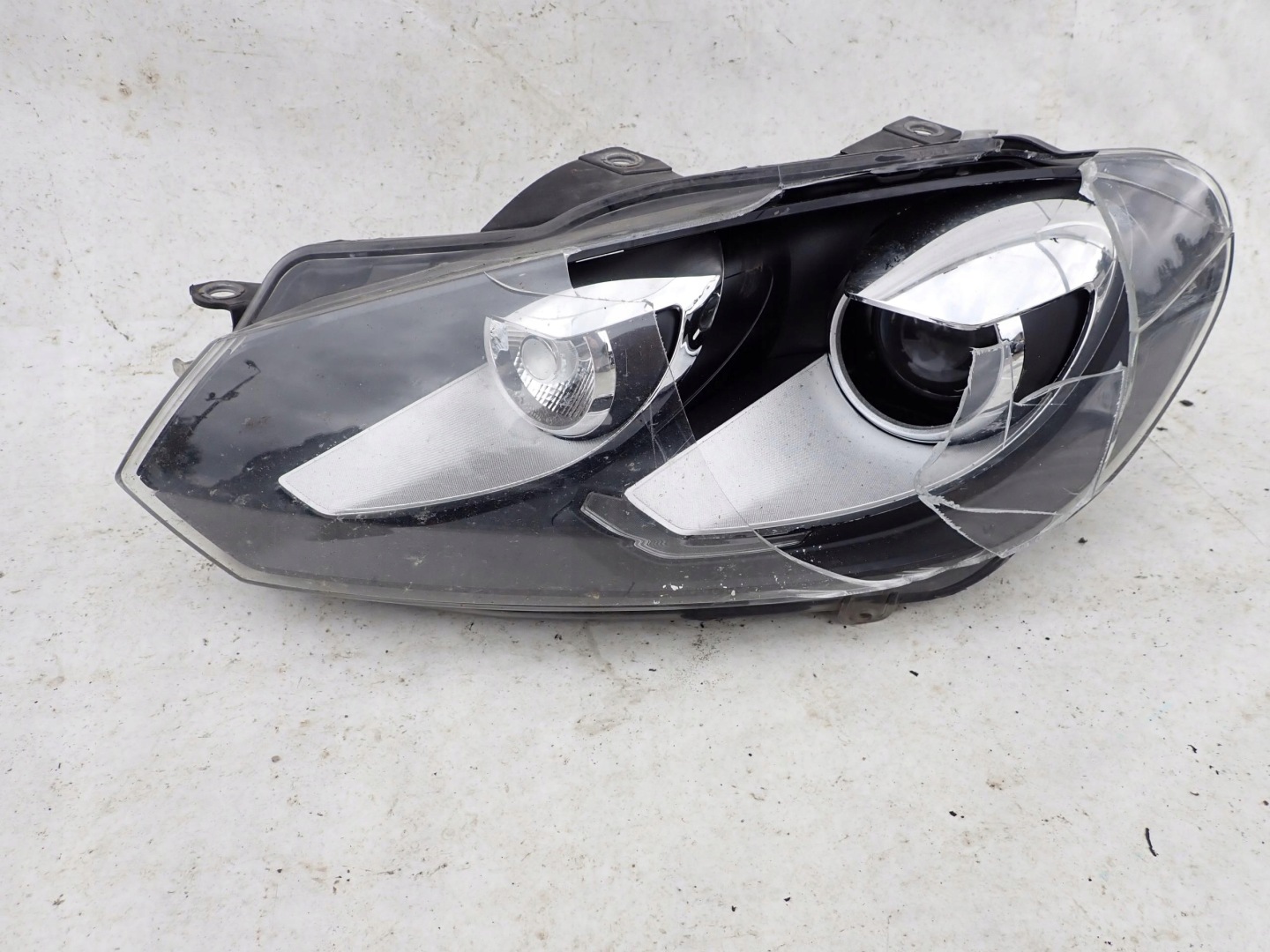 VW GOLF VI 6 GTI 08-12 XENON light left front