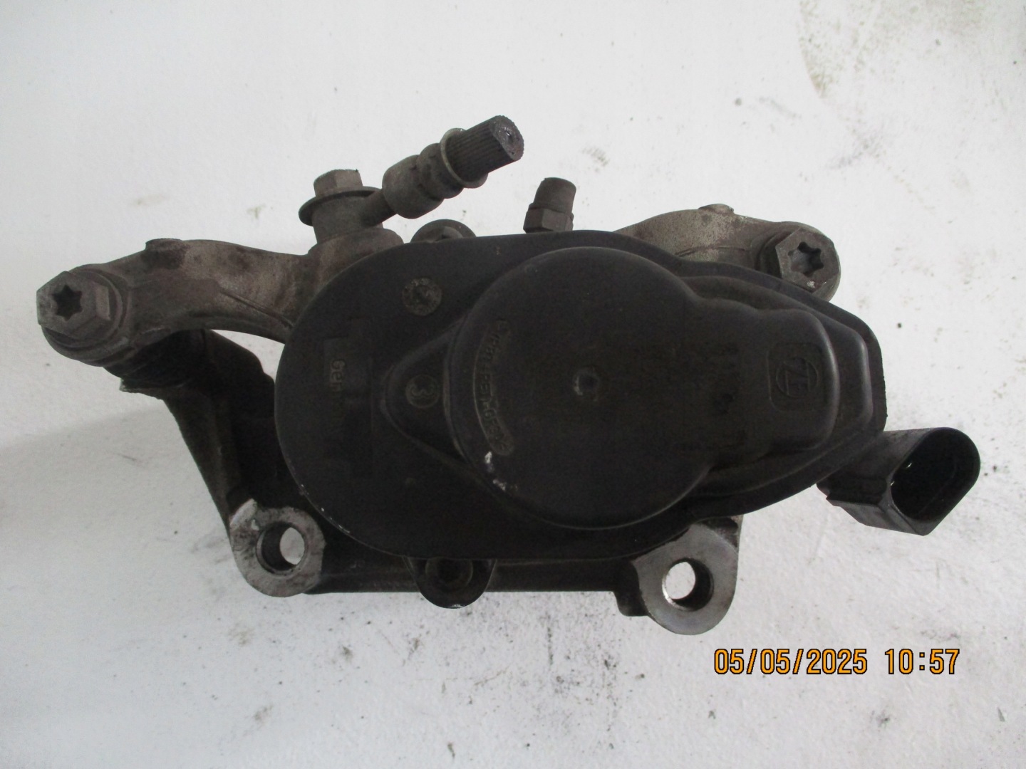 caliper calipers RENAULT AUSTRAL 1,2E-TECH 23R rear part rear